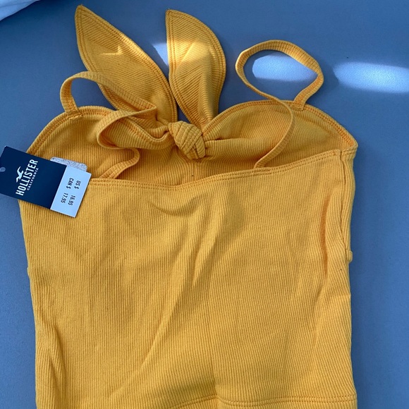 Crop top - Picture 2 of 2